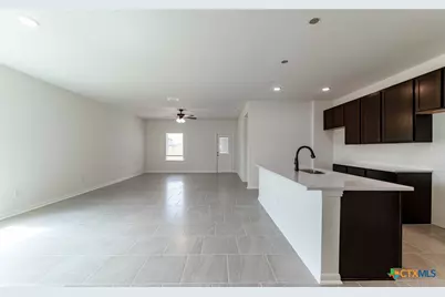 417 Tim's Way, Seguin, TX 78155 - Photo 4