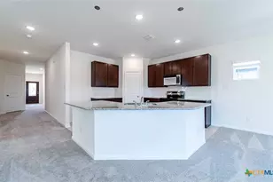 312 Jills Path, Seguin, TX 78155 - Photo 6