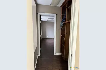 121 S Main #101, Victoria, TX 77901 - Photo 12