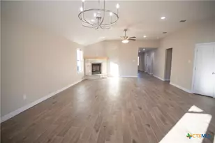 3213 Digby Dr, Belton, TX 76513 - Photo 2