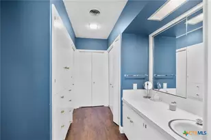 2506 Bon Aire, Victoria, TX 77901 - Photo 28