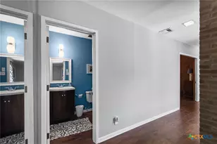 2506 Bon Aire, Victoria, TX 77901 - Photo 24