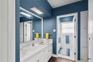 2506 Bon Aire, Victoria, TX 77901 - Photo 26