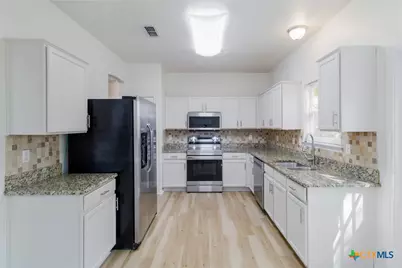 2824 Berry Trace, Schertz, TX 78154 - Photo 10