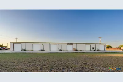 2331 N State Highway 46 Highway, Seguin, TX 78155 - Photo 2