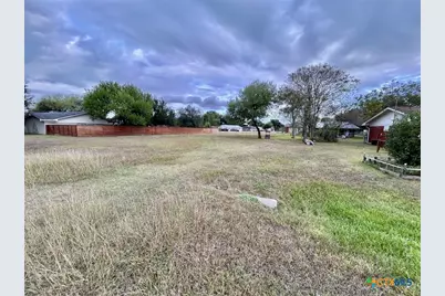 306 Dover Street, Victoria, TX 77905 - Photo 8