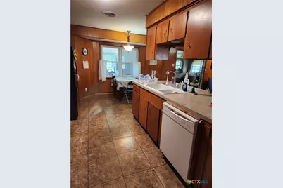 306 Dover Street, Victoria, TX 77905 - Photo 12