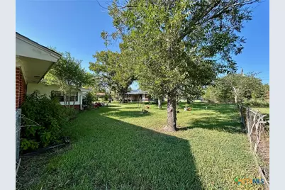 306 Dover Street, Victoria, TX 77905 - Photo 6