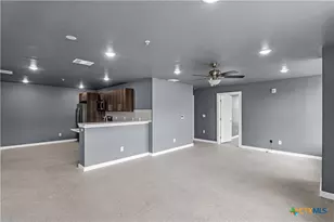 103 E Central Ave, Temple, TX 76501 - Photo 12