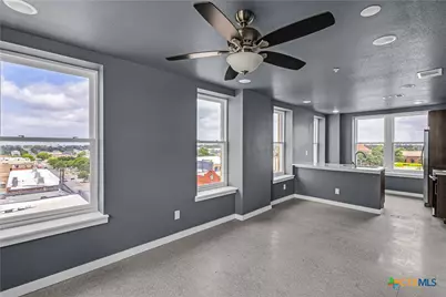 103 E Central Avenue, Temple, TX 76501 - Photo 16