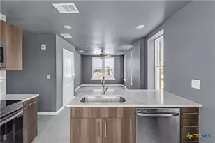 103 E Central Ave, Temple, TX 76501 - Photo 8