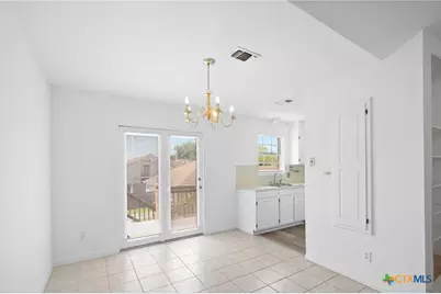 103 Sherwood Drive #D, Victoria, TX 77901 - Photo 4