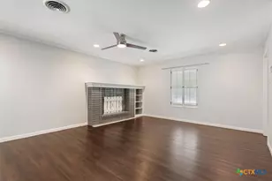 8901 Panther Dr, Woodway, TX 76712 - Photo 8