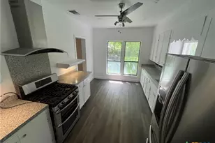 115 Hickman St, Liberty Hill, TX 78642 - Photo 14
