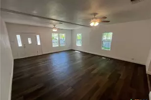 115 Hickman St, Liberty Hill, TX 78642 - Photo 6