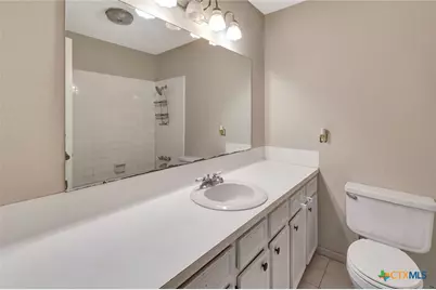 247 Goldenrod Avenue, Victoria, TX 77904 - Photo 14