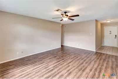 247 Goldenrod Avenue, Victoria, TX 77904 - Photo 4