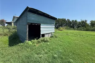 19707 FM 485, Burlington, TX 76519 - Photo 32