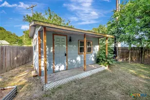 225 Kirkwall St, Victoria, TX 77904 - Photo 32