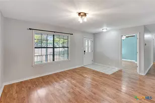 225 Kirkwall St, Victoria, TX 77904 - Photo 6