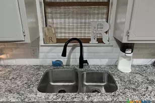 901 N Central, Cameron, TX 76520 - Photo 10