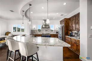 365 Butternut Wy, New Braunfels, TX 78132 - Photo 12