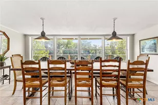 1105 Lakeview Dr, Seguin, TX 78155 - Photo 6