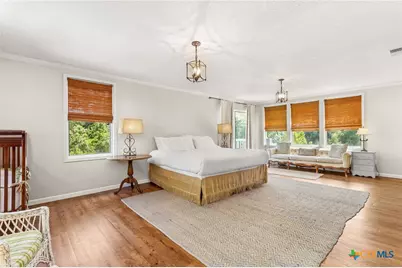 1105 Lakeview Drive, Seguin, TX 78155 - Photo 14