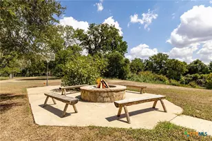 1105 Lakeview Dr, Seguin, TX 78155 - Photo 22