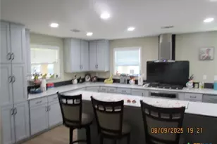 911 W Madison Ave, Port O'Connor, TX 77982 - Photo 8