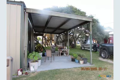 911 W Madison Avenue, Port O'Connor, TX 77982 - Photo 40