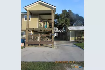 911 W Madison Avenue, Port O'Connor, TX 77982 - Photo 1