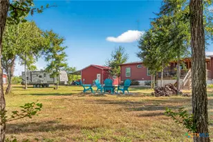 331 Elm Creek Rd, Waelder, TX 78959 - Photo 36