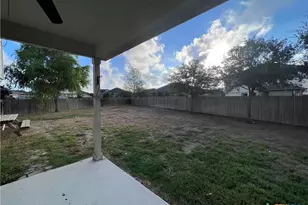 310 Creekview Way, New Braunfels, TX 78130 - Photo 20