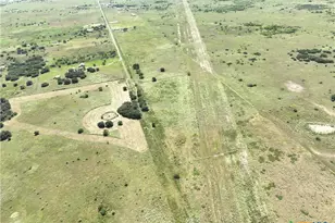 000-A Juan Antonio Rd, Victoria, TX 77904 - Photo 12