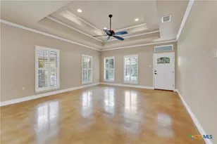 944 Hudson Ln, New Braunfels, TX 78130 - Photo 4