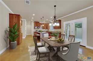 944 Hudson Ln, New Braunfels, TX 78130 - Photo 6