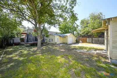 242 E Austin Street, New Braunfels, TX 78130 - Photo 24