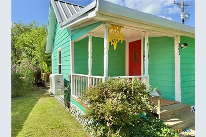 302 E Dallas Avenue, Seadrift, TX 77983 - Photo 2