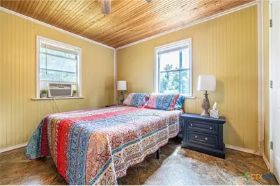 1932 Guadalupe River Drive, Tivoli, TX 77990 - Photo 4