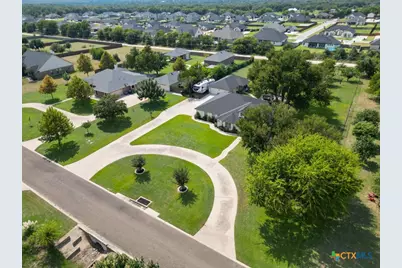 1292 Cedar Oaks Circle, Temple, TX 76502 - Photo 4