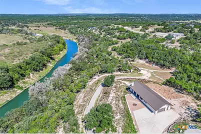 2038 Paradise Parkway, Canyon Lake, TX 78133 - Photo 10