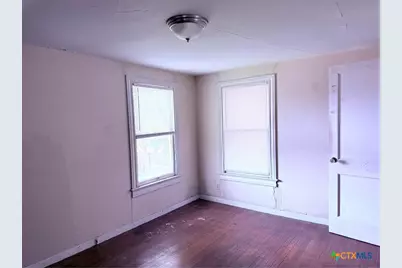 1002 E Sabine Street, Victoria, TX 77901 - Photo 24