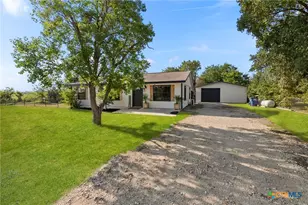 7860 FM1101, Seguin, TX 78155 - Photo 2