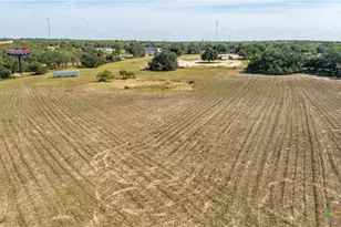 23383 Mathis Rd, Elmendorf, TX 78112 - Photo 8