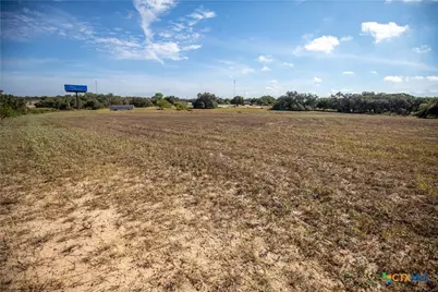23383 Mathis Road, Elmendorf, TX 78112 - Photo 34