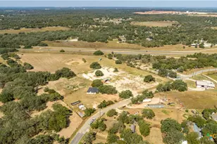 23383 Mathis Rd, Elmendorf, TX 78112 - Photo 6