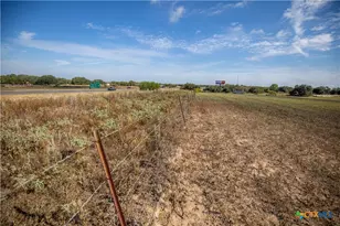 23383 Mathis Rd, Elmendorf, TX 78112 - Photo 36