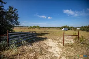 23383 Mathis Rd, Elmendorf, TX 78112 - Photo 46