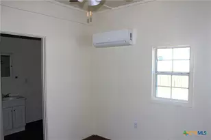 301 E Cedar St, Lometa, TX 76853 - Photo 8